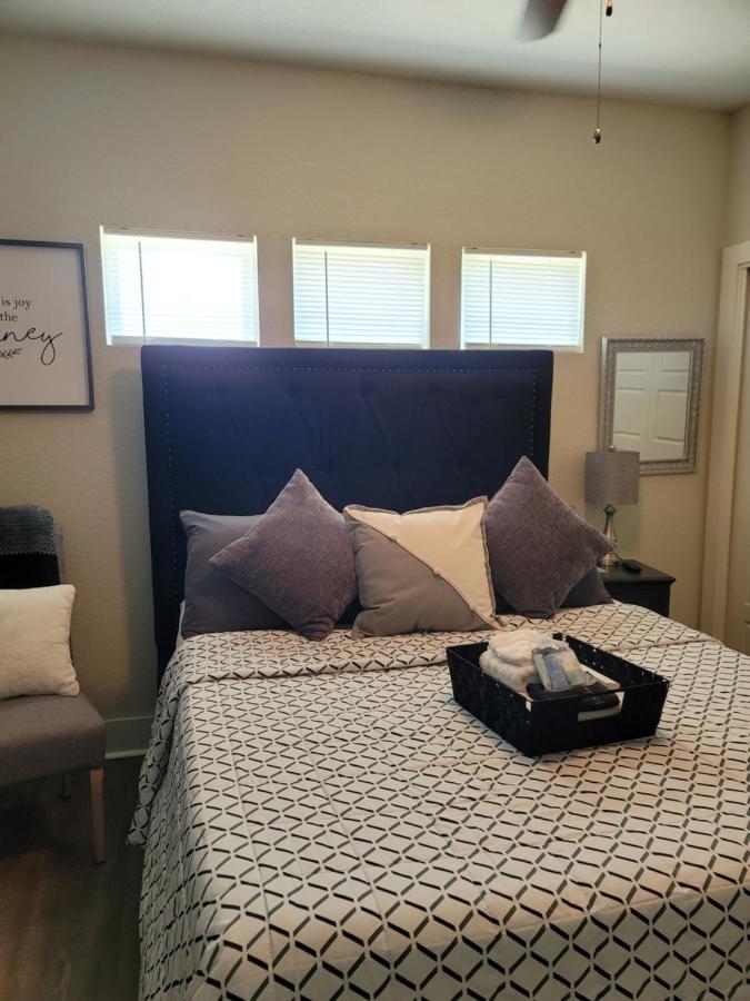 Spacious Townhouse Minutes From Downtown Sa. San Antonio Exterior foto